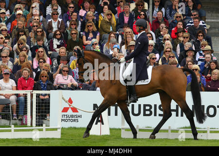 Badminton, Gloucestershire, Vereinigtes Königreich. 4. Mai 2018. William Coleman in Usa reiten OBOS O'Reilly auf Platz sieben nach der Dressur an Tag zwei des Badminton Horse Trials 2018 liegen. Credit: Stephen Davis/Alamy leben Nachrichten Stockfoto