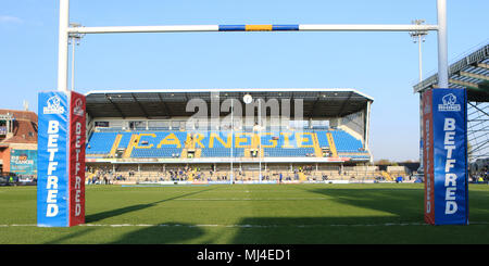 Leeds, Großbritannien. 4. Mai 2018, Emerald Headingley Stadium, Leeds, England; Betfred Super League Rugby, Leeds Rhinos v Warrington Wölfe; Emerald Headingley Stadium in Sonnenschein gebadet Kredit: Aktuelles Bilder/Alamy leben Nachrichten Stockfoto