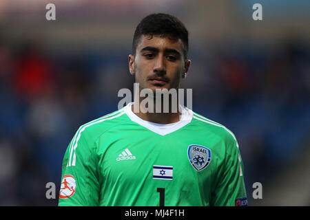 Chesterfield, UK. 4. Mai, 2018. Sharif Keouf Israel während der 2018 UEFA U-17 Meisterschaft Gruppe ein Match zwischen England und Israel an Proact Stadium am 4. Mai 2018 in Chesterfield, England. (Foto von Paul Chesterton/phcimages.com) Credit: PHC Images/Alamy leben Nachrichten Stockfoto