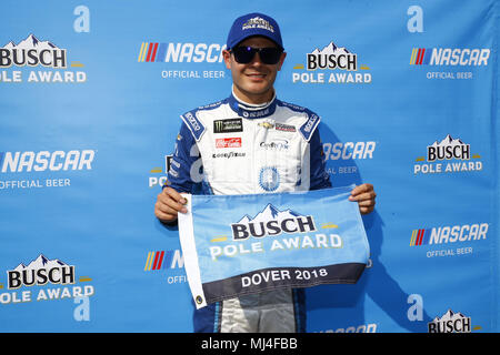 Dover, Delaware, USA. 4. Mai, 2018. Kyle Larson (42) gewinnt den Pol für die AAA 400 Antrieb für Autismus in Dover International Speedway in Dover, Delaware. Quelle: Chris Owens Asp Inc/ASP/ZUMA Draht/Alamy leben Nachrichten Stockfoto