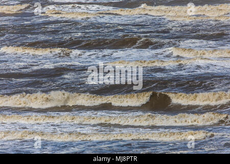 Nordsee, Sturm, unruhigen Meer, Wellen, Brechern, Rolle der Küste, Stockfoto