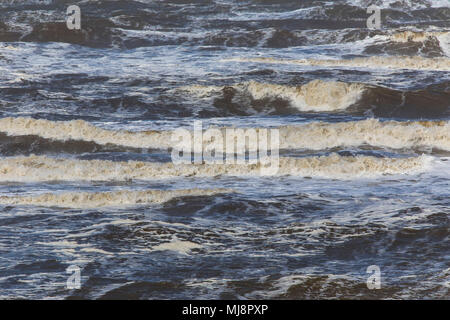 Nordsee, Sturm, unruhigen Meer, Wellen, Brechern, Rolle der Küste, Stockfoto