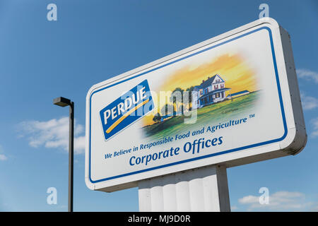 Ein logo Zeichen außerhalb des Hauptsitzes der Perdue Farmen in Salisbury, Maryland, am 29. April 2018. Stockfoto