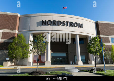 Ein logo Zeichen außerhalb eines Nordstrom Einzelhandelsgeschäft in Annapolis, Maryland, am 29. April 2018. Stockfoto