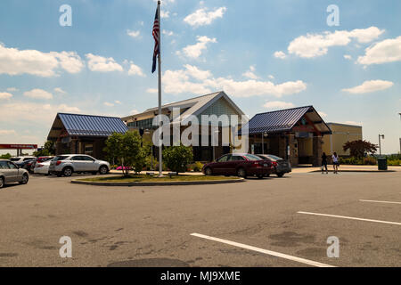 Valley Forge, PA, USA - 20. Juni 2016: Der neue Ruheraum und Reisen Plaza auf dem Pennsylvania Turnpike. Stockfoto