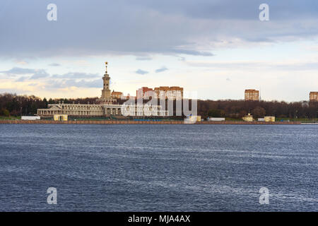 Anzeigen von North River Klemme l bzw. Rechnoy Vokzal in Moskau. Russland Stockfoto