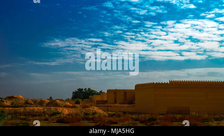 Panorama der teilweise restaurierten Ruinen von Babylon, Hillah, Irak Stockfoto