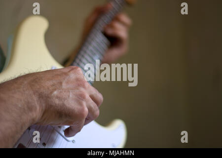 Musik hat uns immer jeden Tag unseres Lebens begleitet Stockfoto