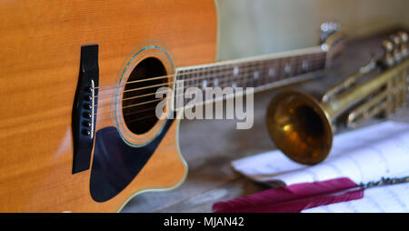 Musik hat uns immer jeden Tag unseres Lebens begleitet Stockfoto