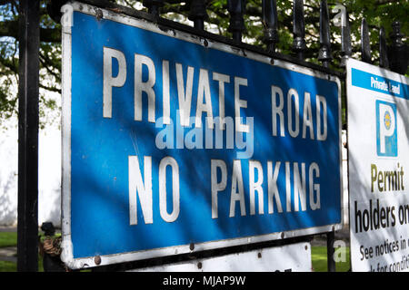 Private Straße kein Parkplatz Schild in Twickenham, Middlesex, England Stockfoto