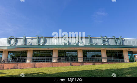 Old Salem Besucherzentrum am 4. Mai 2018 im Old Salem Museum und Gärten in Winston-Salem, North Carolina. Stockfoto