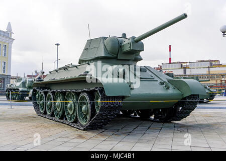 Verkhnyaya Pyshma, Russland - März 01, 2018: sowjetischen Flammenwerfer tank OT -34-76 (Modell 1942) im Museum für militärische Ausrüstung Stockfoto