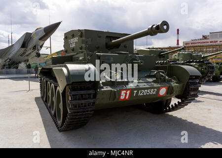 Verkhnyaya Pyshma, Russland - März 01, 2018: British Cruiser tank Mk.IV Cromwell (27 M) im Museum für militärische Ausrüstung Stockfoto