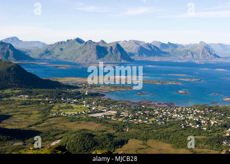 Meer und Landschaft auf den Lofoten-Inseln, Nordnorwegen Stockfoto