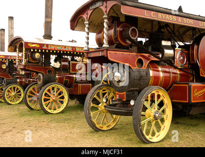 Dampfbetriebene Zugmaschinen am Great Dorset Steam Fair. Stockfoto