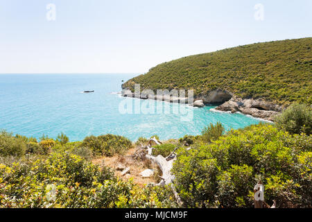 Apulien, Italien, Europa - Landschaft rund um Grotta della Campana Piccola Stockfoto