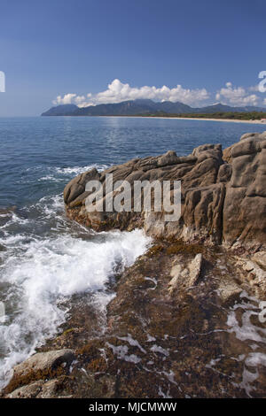 Italien, Sardinien, Ostküste, Bari Sardo Ogliastra Torre di Bari, Marina di Bari, felsigen Ufer, Stockfoto