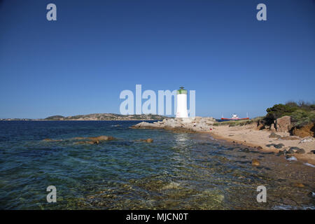 Leuchtturm an der Punta Faro in Palau, Sardinien, Italien, Stockfoto