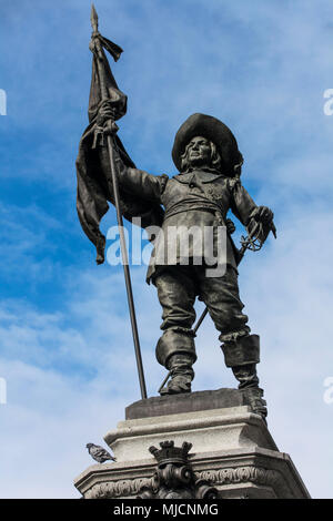 Maisonneuve Denkmal im Place d'Armes in Montreal Stockfoto