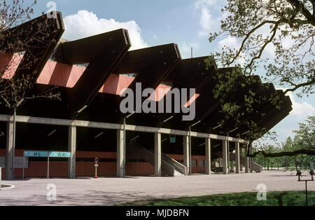 Der Münchner Olympiapark Kurz Vor der Fertigstellung. Der Olympiapark von München im Bau. Der Olympiapark kurz vor Fertigstellung im Jahr 1972. Stockfoto