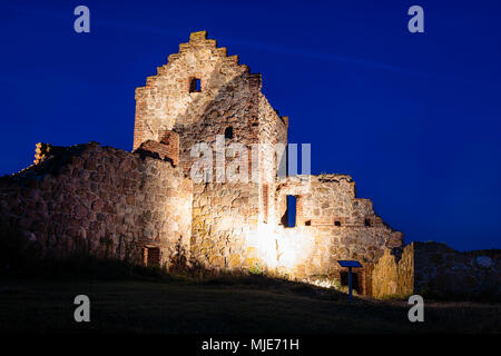 Leuchtet auf: Der ehemalige Eingang zum inneren Teil der Burgruine Hammershus (13. Jahrhundert), Europa, Dänemark, Bornholm, Stockfoto