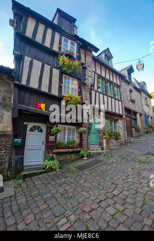 Dinan in der Rue de Petit Fort Stockfoto