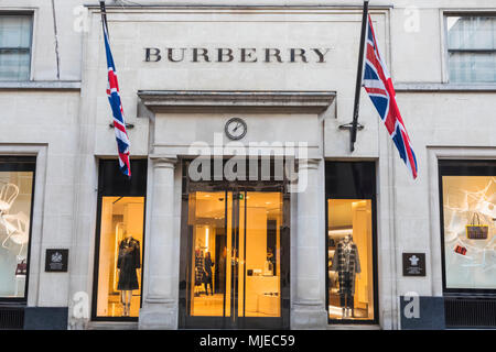 England, London, New Bond Street, Burberry Store Stockfoto