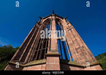 Die Ruine von Werner Kapelle in der Altstadt von Bacharch, Unesco Welterbe Oberes Mittelrheintal, Bacharach, Rheinland-Pfalz, Deutschland, Europa Stockfoto