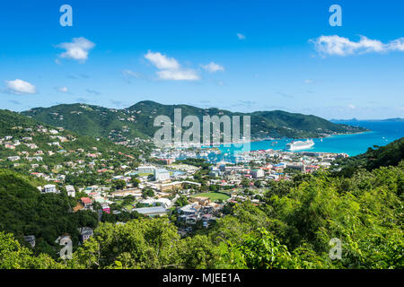 Blicken Sie über Roadtown, Tortola, Britische Jungferninseln Stockfoto