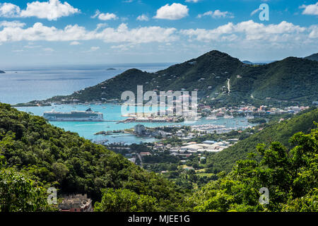 Blicken Sie über Roadtown, Tortola, Britische Jungferninseln Stockfoto