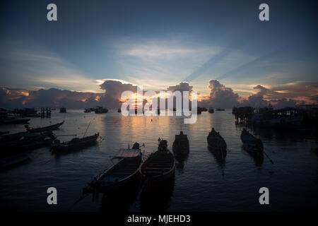 Sonnenuntergang, Mae Haad, Koh Tao, Thailand Stockfoto