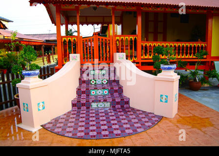 Malakka, Malaysia - Aug 4: traditionelle malaysische Haus in Kampung Morten auf Aug 4, 2007. Kampung Morten ist einer der Malaysischen National Heritage Site suchen Stockfoto