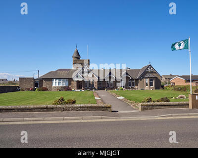 Das Klubhaus der Caledonia Golf Club, der direkt über die Straße vom 18 Carnoustie Links Championship Course befindet. Stockfoto