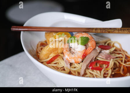 Garnelen Nudeln - Malaysian food spicy Nudeln. Stockfoto