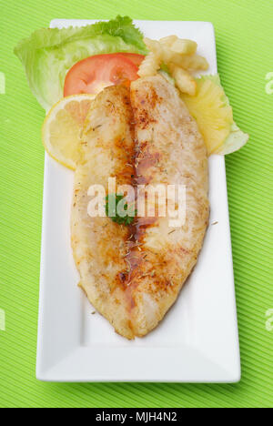 Fish & Chips und einen Hintergrund Stockfoto