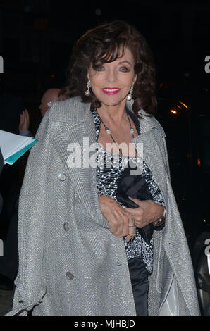 Joan Collins an der Craig's Restaurant bietet: Dame Joan Henrietta Collins, Joan Collins, Wo: Beverly Hills, Kalifornien, USA, wenn: 03 Apr 2018 Credit: WENN.com Stockfoto