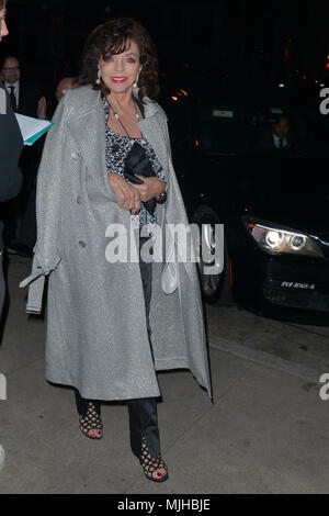 Joan Collins an der Craig's Restaurant bietet: Dame Joan Henrietta Collins, Joan Collins, Wo: Beverly Hills, Kalifornien, USA, wenn: 03 Apr 2018 Credit: WENN.com Stockfoto