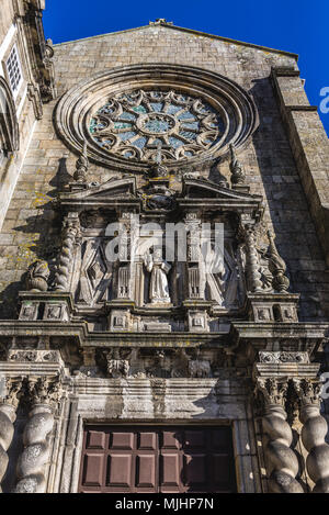 Details der Kirche des Heiligen Franziskus (Igreja de Sao Francisco) in Porto Stadt auf der Iberischen Halbinsel, die zweitgrößte Stadt in Portugal Stockfoto