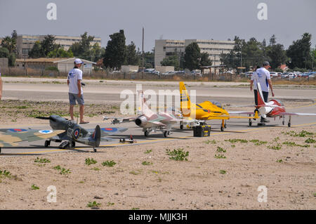 Ferngesteuerte Flugmodelle Demonstration am IAF Air Show, Haifa, Israel Stockfoto