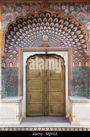 Malerei auf einer Tür in thr Stadt Palast in Jaipur, Indien Stockfoto