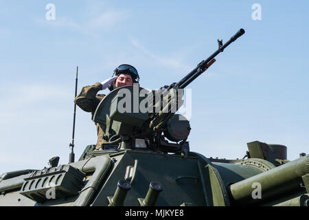 SAMARA - 5. Mai: Generalprobe der militärischen Parade während der Feier der Tag des Sieges im Großen Vaterländischen Krieg gegen den auf dem Platz am 5. Mai 2018 in Stockfoto