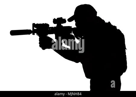 Private Auftragnehmer mit Karabiner M4 schwarze Silhouette Stockfoto