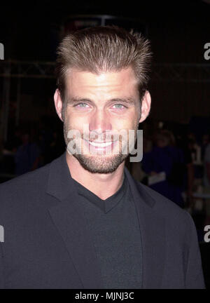 09 Aug 2000, Las Vegas, Nevada, USA ----- Casper Van Dien an der VSDA (Video). 07/09/00 - Las Vegas, NV - - -' Tsuni/- "Casper Van Dien Casper Van Dien Stockfoto