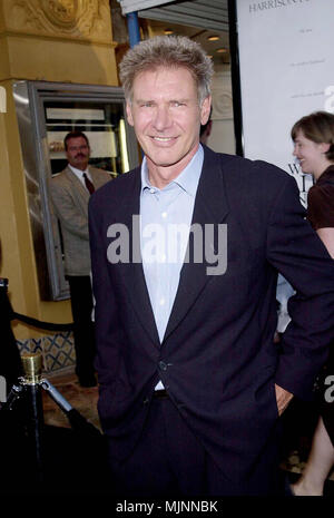 18 Aug 2000, Los Angeles, Kalifornien, USA - - - Harrison Ford auf der "Was liegt unter 'Premiere. 7/18/00 - Los Angeles, CA -- "tsuni/USA "Harrison Ford Harrison Ford Celebrities Fashion / Drei Viertel vom roten Teppich -1994-2000, eine Person, Vertikal, Besten, Hollywood Leben, Event in Hollywood Leben - Kalifornien, Red Carpet Event, Vertikal, USA, Filmindustrie, Prominente, Fotografie, Bestof, Kunst, Kultur und Unterhaltung,,, Topix Harrison Ford Event in Hollywood Leben - Kalifornien, Red Carpet Event, Vertikal, USA, Filmindustrie, Prominente, Fotografie, Bestof, Kunst und Kultur Stockfoto