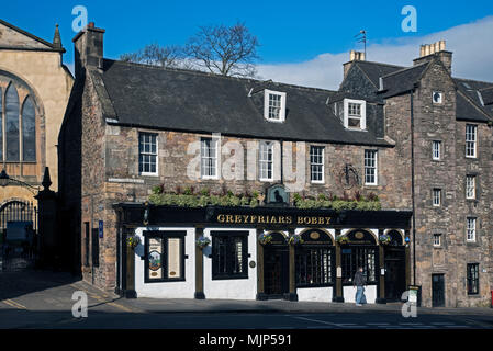 Greyfriars Bobby Public House auf kerzenmacher Ertrinken in der Altstadt von Edinburgh. Stockfoto