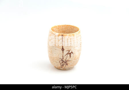 keramische Tasse isoliert auf weißem Hintergrund Stockfoto