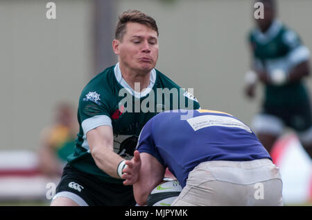 Southern Pines, N. C, USA. 13 Apr, 2018. Mai 5, 2018 - Southern Pines, N.C., USA - Southern Pines große Kegel Josh Dunleavy macht ein während eines Spiels zwischen den südlichen Kiefern und New Orleans an die 2018 Abteilung 2 Southern Conference Rugby Meisterschaften an der Nationalen Athletisches Dorf begegnen. Southern Pines besiegt New Orleans, 71-12 in der Runde der letzten 32 auf den südlichen Konferenz Meisterschaft Morgen voraus. Credit: Timothy L. Hale/ZUMA Draht/Alamy leben Nachrichten Stockfoto