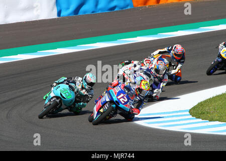 Sonntag, Mai 6, 2018 Einführung der Moto3 Rennen mit ITA 12 Marco Bezzecchi in dieser Gruppe, als Zweiter auf dem Podium, während eines sonnigen und warmen Sonntag Credit: Javier Galvez/Alamy leben Nachrichten Stockfoto