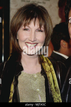 Die "Wedding Planner" 1 ere im Loews Century Plaza in Century City, Los Angeles 23.01.2001 #4378 Gleason. Joanna. 02. jpgGleason. Joanna.02 Ereignis in Hollywood Leben - Kalifornien, Red Carpet Event, Vertikal, USA, Filmindustrie, Prominente, Fotografie, Bestof, Kunst, Kultur und Unterhaltung, Topix Celebrities Fashion / vom roten Teppich -1994-2000, eine Person, Vertikal, Besten, Hollywood Leben, Event in Hollywood Leben - Kalifornien, Roter Teppich und backstage, USA, Film, Stars, Film Stars, TV Stars, Musik, Promis, Fotografie, Bestof, Kunst gehalten wurde Stockfoto