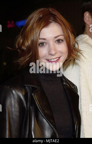 1. Feb. 2001 - Hannibal Industrie Screening wurde auf dem Westwood Village Theater in Los Angeles. Alyson Hannigan. 11. jpgHannigan. Alyson. 11 Veranstaltung in Hollywood Leben - Kalifornien, Red Carpet Event, Vertikal, USA, Filmindustrie, Prominente, Fotografie, Bestof, Kunst, Kultur und Unterhaltung, Topix Celebrities Fashion / vom roten Teppich -1994-2000, eine Person, Vertikal, Besten, Hollywood Leben, Event in Hollywood Leben - Kalifornien, Roter Teppich und backstage, USA, Film, Stars, Film Stars, TV Stars, Musik, Promis, Fotografie, Bestof, Kunst Kultur und Entert gehalten Stockfoto